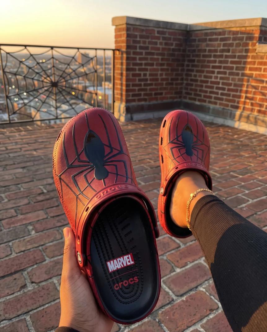 Crocs - Homem Aranha V2 - Edição Limitada