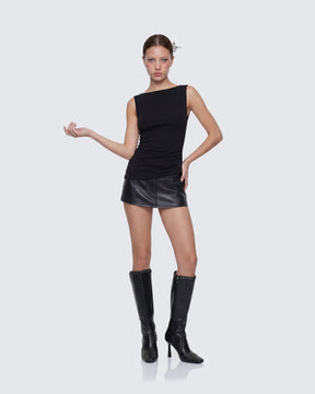 Blusa Inka Preta Assimétrica Ombro a Ombro