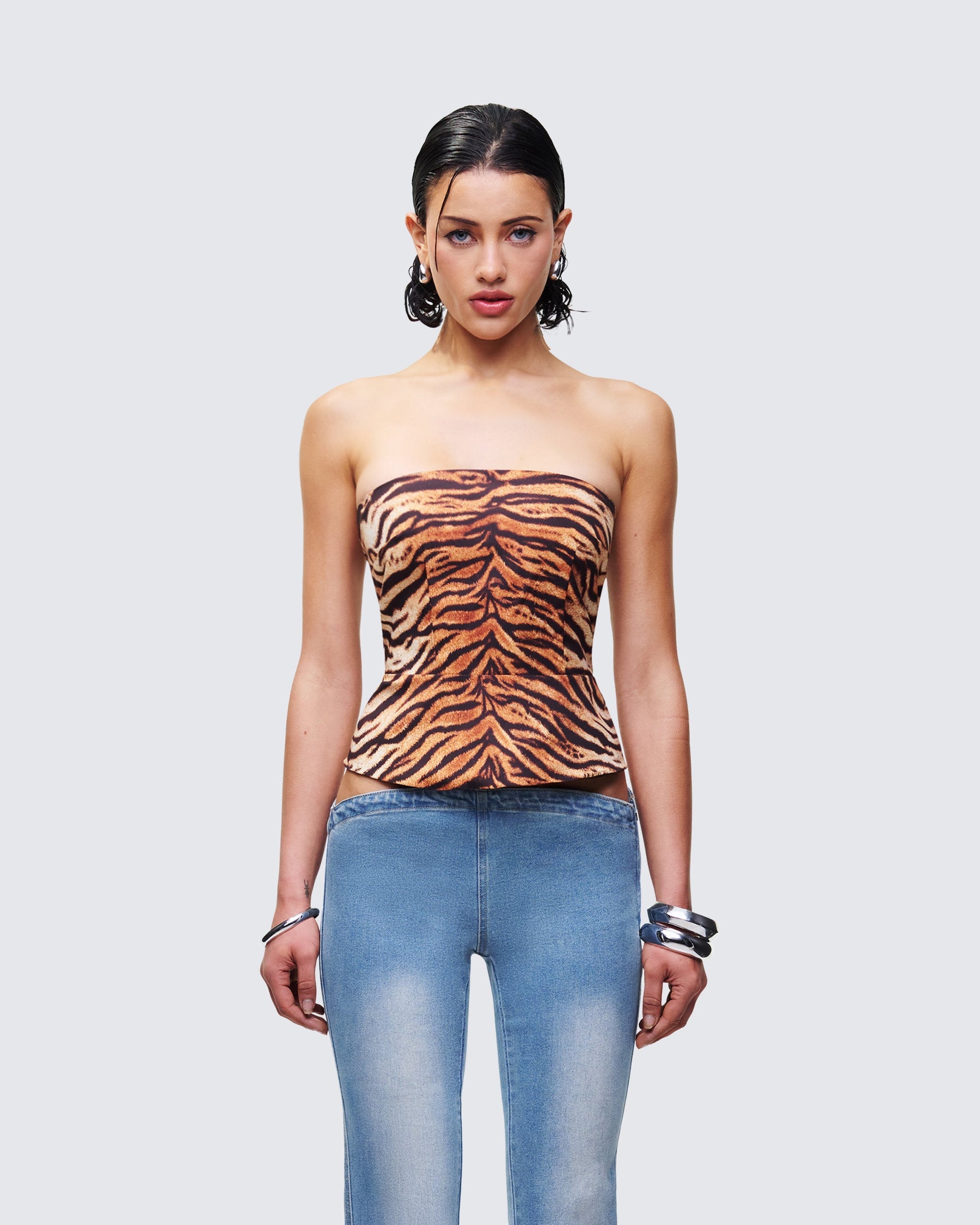 Blusa Juliana Marrom com Estampa de Tigre